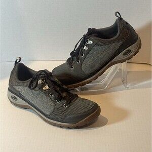 Chaco Kanarra Womens Size 8.5 Green Athletic Trail Hiking Shoes Sneakers Read